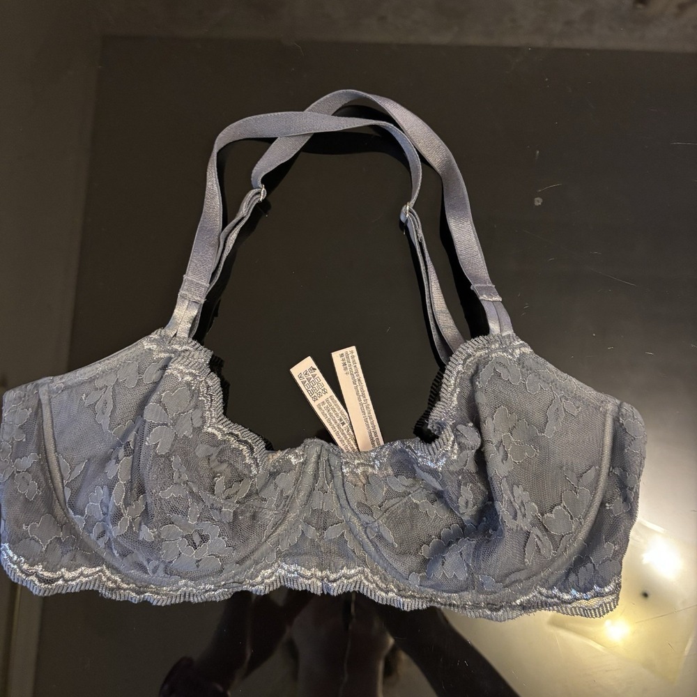 Victoria's Secret Dream Angels Push Up Without Padding Bra 32DD Blue Lace‎